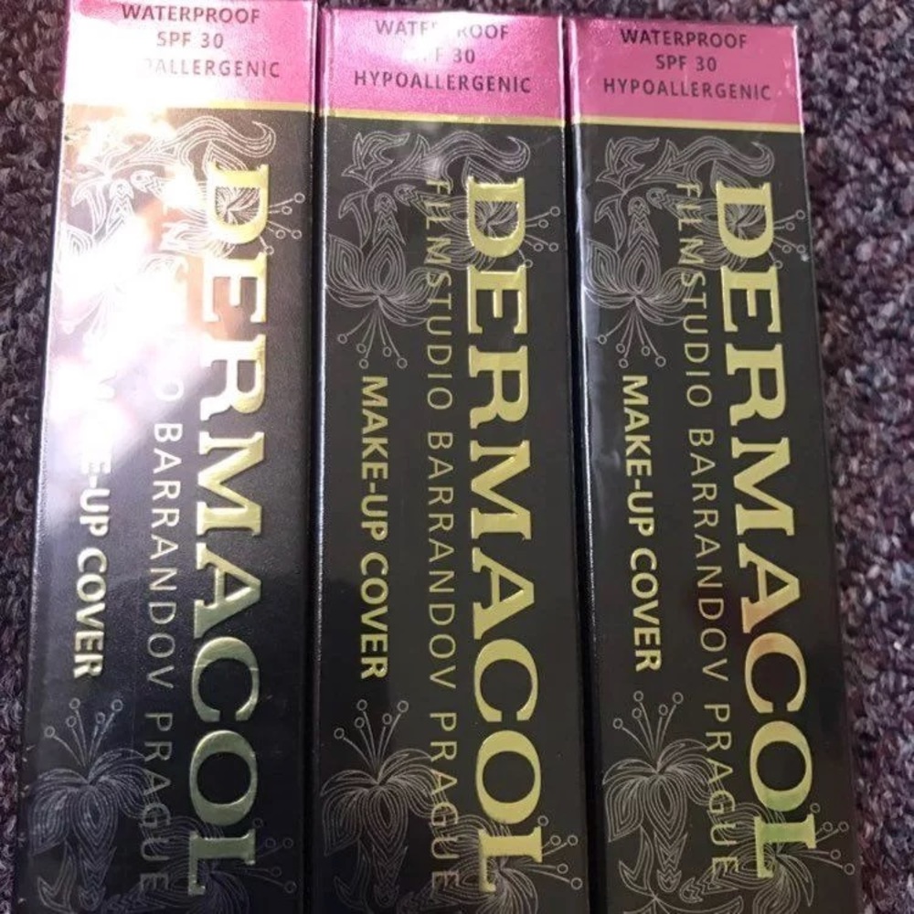 Dermacol 210 *listing for 1